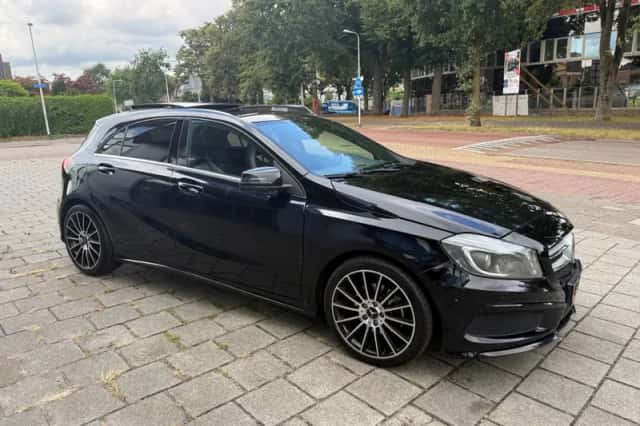 Mercedes-Benz A-Klasse (2013) thumbnail 3