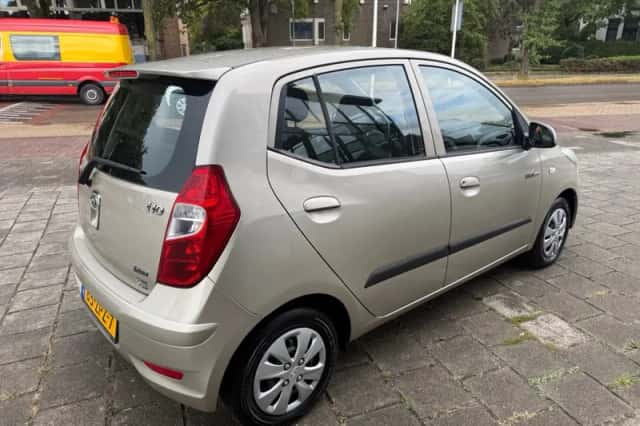 Hyundai i10 (2013) thumbnail 5