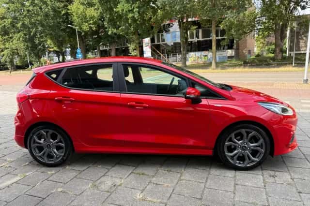 Ford Fiesta (2021) thumbnail 4