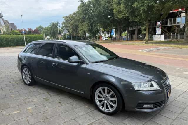 Audi A6 (2010) thumbnail 3