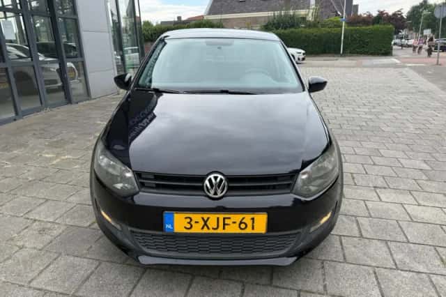 Volkswagen Polo (2012) thumbnail 2