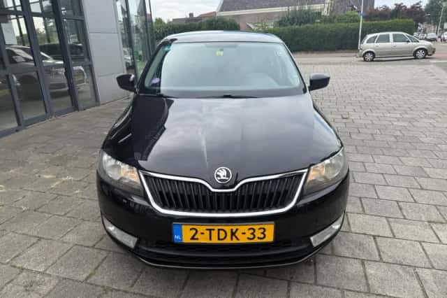 Škoda Rapid (2014) thumbnail 2
