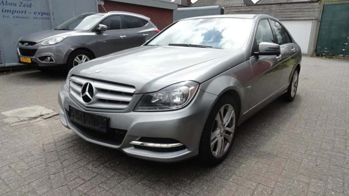 Mercedes-Benz C-Klasse (2011) — foto 1
