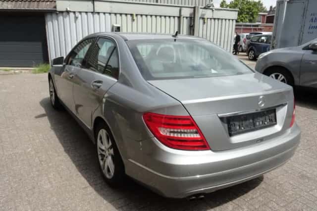 Mercedes-Benz C-Klasse (2011) thumbnail 6