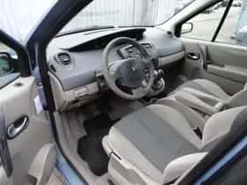 Renault Scénic (2004) thumbnail 8