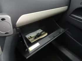 Opel Zafira (2009) thumbnail 18