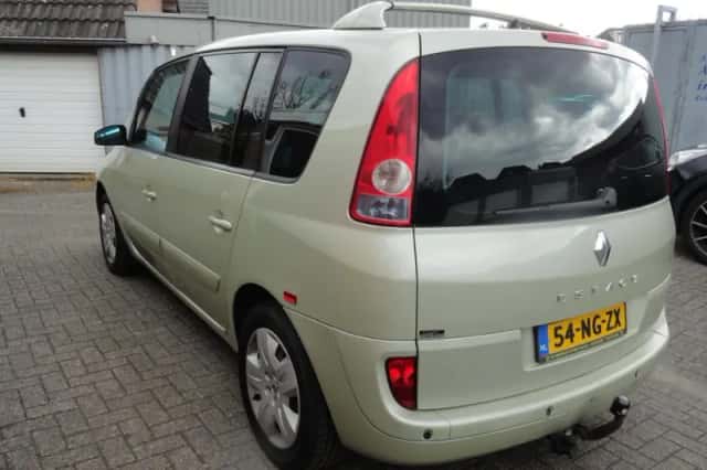 Renault Espace (2003) thumbnail 6