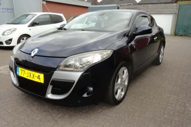 Renault Mégane (2009) thumbnail 2
