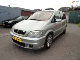 Opel Zafira (2002) thumbnail 2