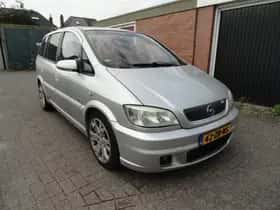 Opel Zafira (2002) thumbnail 3