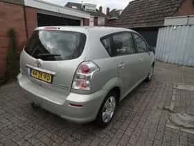 Toyota Verso (2008) thumbnail 5