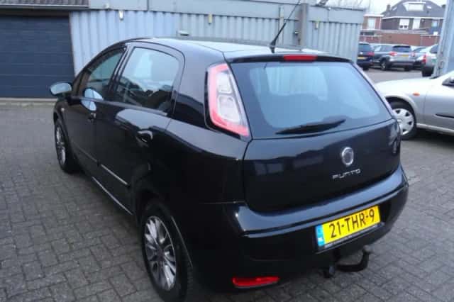 Fiat Punto (2012) thumbnail 6