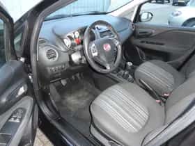 Fiat Punto (2012) thumbnail 8