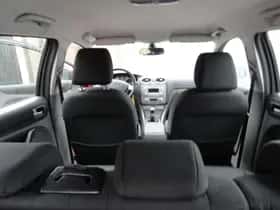 Ford Focus (2009) thumbnail 13
