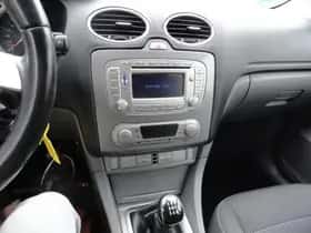 Ford Focus (2009) thumbnail 16
