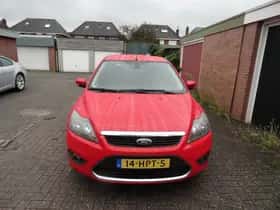 Ford Focus (2009) thumbnail 4