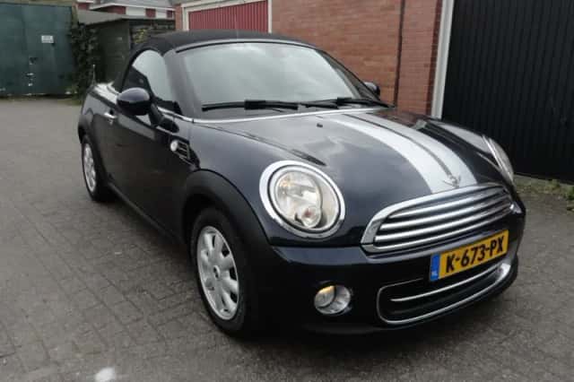 MINI Roadster (2012) thumbnail 3
