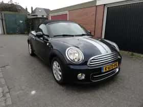 MINI Roadster (2012) thumbnail 3