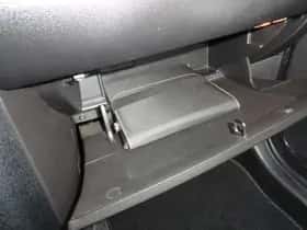 MINI Roadster (2012) thumbnail 23