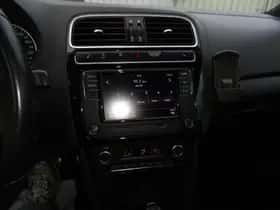 Volkswagen Polo (2012) thumbnail 16