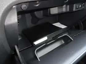 Volkswagen Polo (2012) thumbnail 17