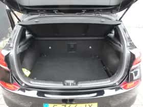 Hyundai i30 (2019) thumbnail 12