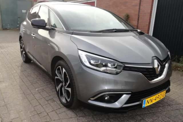 Renault Scénic (2017) thumbnail 3