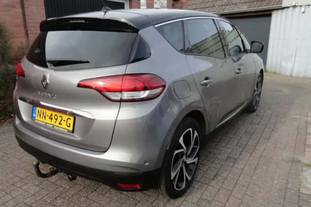 Renault Scénic (2017) thumbnail 5