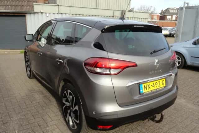 Renault Scénic (2017) thumbnail 6