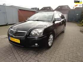 Toyota Avensis (2007) thumbnail 2