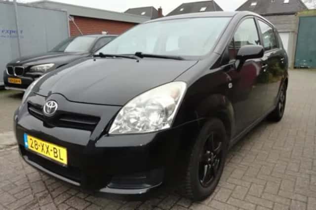 Toyota Verso (2007) thumbnail 1
