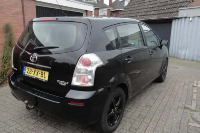 Toyota Verso (2007) thumbnail 5