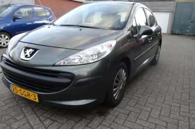 Peugeot 207 (2008) thumbnail 1
