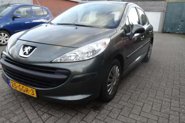 Peugeot 207 (2008) thumbnail 2