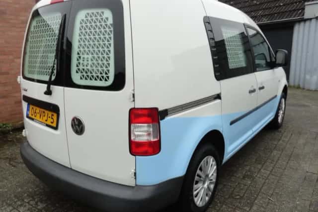Volkswagen Caddy (2008) thumbnail 5