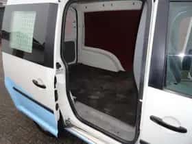 Volkswagen Caddy (2008) thumbnail 10