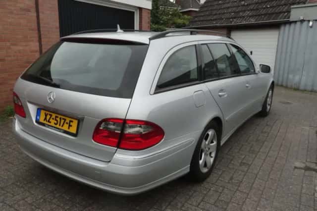 Mercedes-Benz E-Klasse (2006) thumbnail 5
