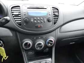 Hyundai i10 (2012) thumbnail 16