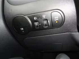 Hyundai i10 (2012) thumbnail 18
