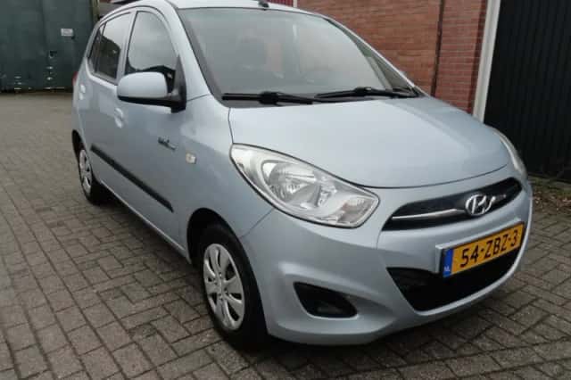 Hyundai i10 (2012) thumbnail 3