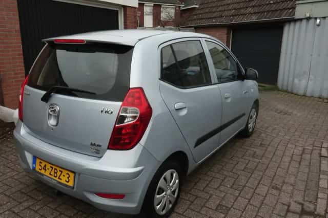 Hyundai i10 (2012) thumbnail 5