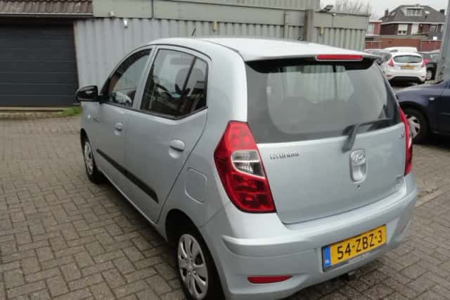 Hyundai i10 (2012) thumbnail 6
