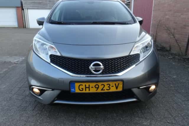 Nissan Note (2015) thumbnail 4