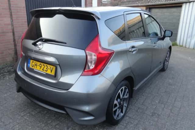 Nissan Note (2015) thumbnail 5