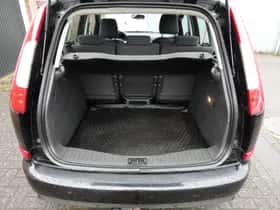 Ford Focus (2006) thumbnail 12