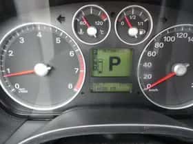 Ford Focus (2006) thumbnail 16