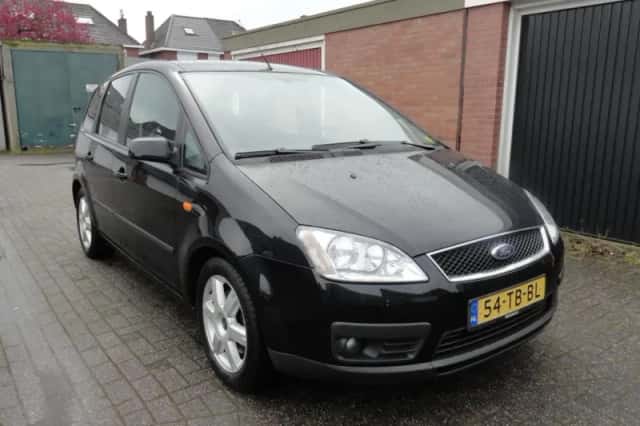 Ford Focus (2006) thumbnail 3