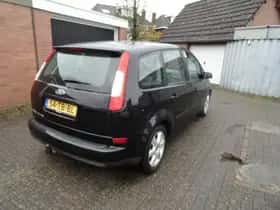 Ford Focus (2006) thumbnail 5