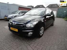 Hyundai i30 (2010) thumbnail 2