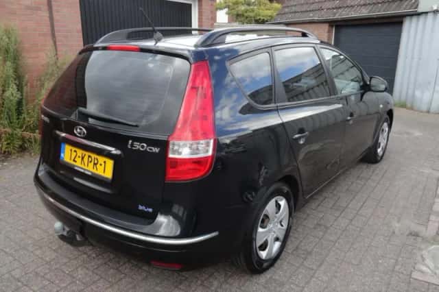Hyundai i30 (2010) thumbnail 5